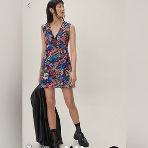 Floral multicolor mini dress nasty gal v neck